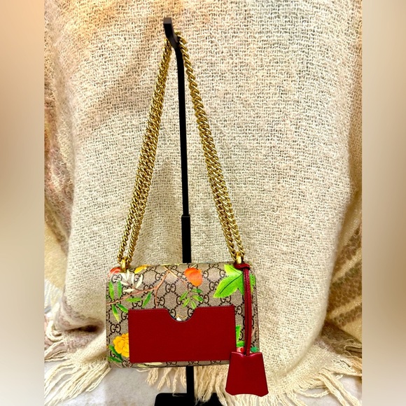 Gucci GG Supreme Padlock Small - Picture 4 of 16